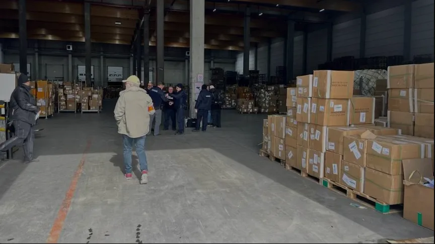 列日机场炸锅:中国出口商品逃税高达23亿!4名海关人员涉嫌包庇受贿已被逮捕!