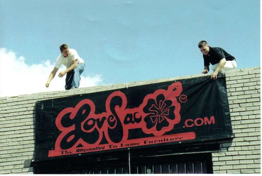 颠覆家具行业!它如何一年拿下6.5亿美元营收?