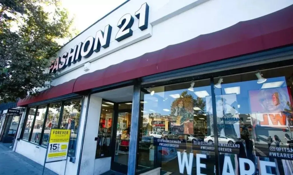 牛逼!Shein拿下美国最火时装品牌?Forever 21让Shein再次腾飞!