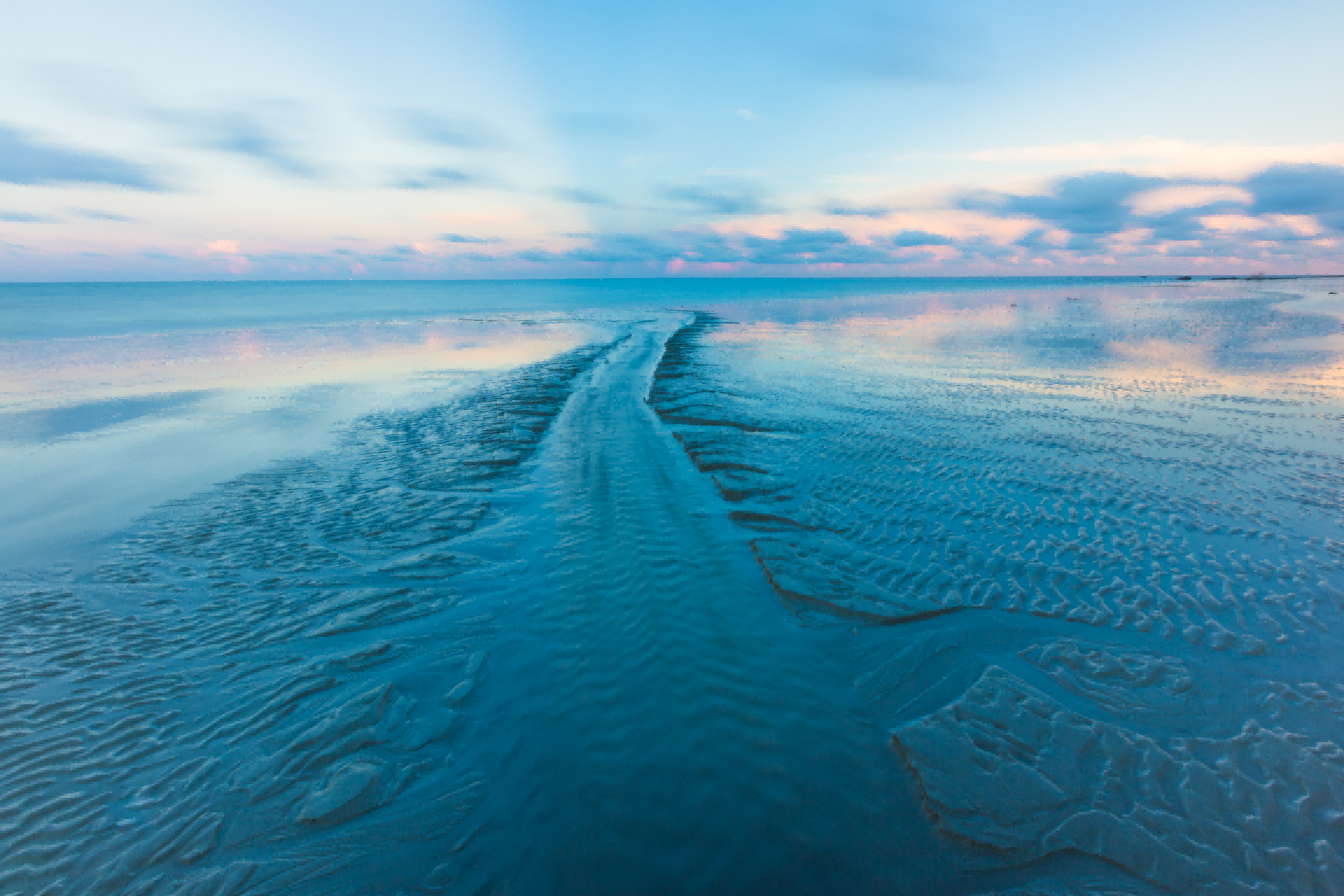 26-cv-01716，Keith律所TRO闪电出击，137店账户惨遭超现实画冻结！