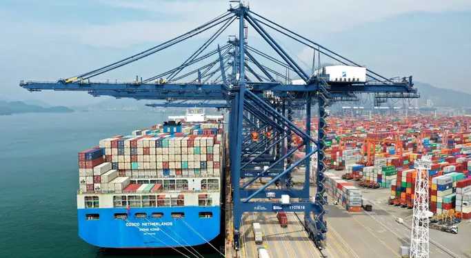 深圳港今年前两月集装箱吞吐量同比增长23.5%，达483万标箱