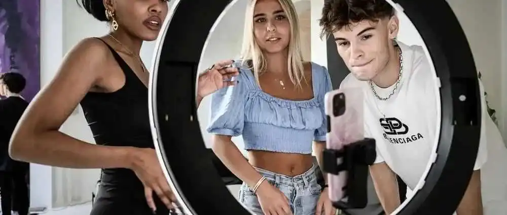 注意!TikTok美区达人开通电商要求再调整