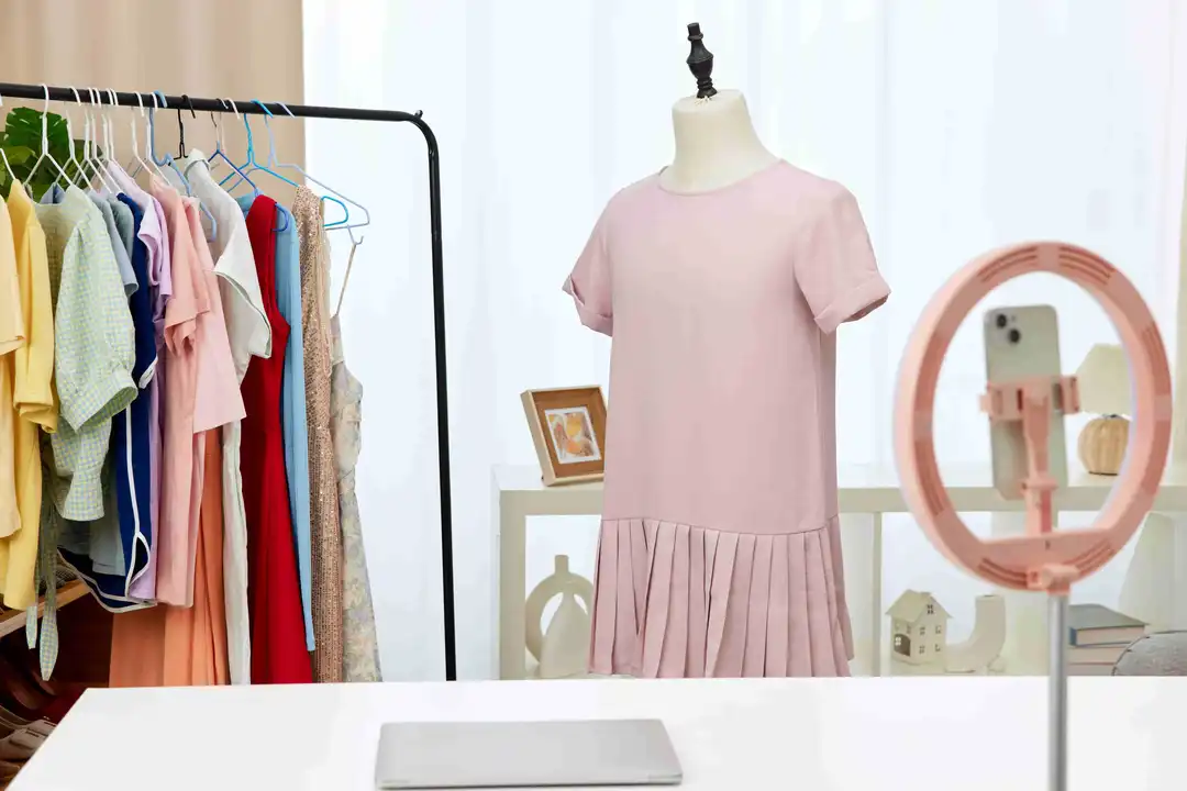 波兰直播电商调查:45%消费者偏好购买服装