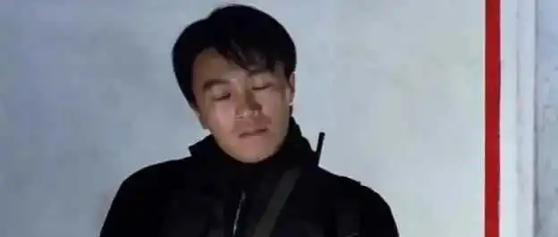 老美的走狗也针对我国加关税,高达100%!
