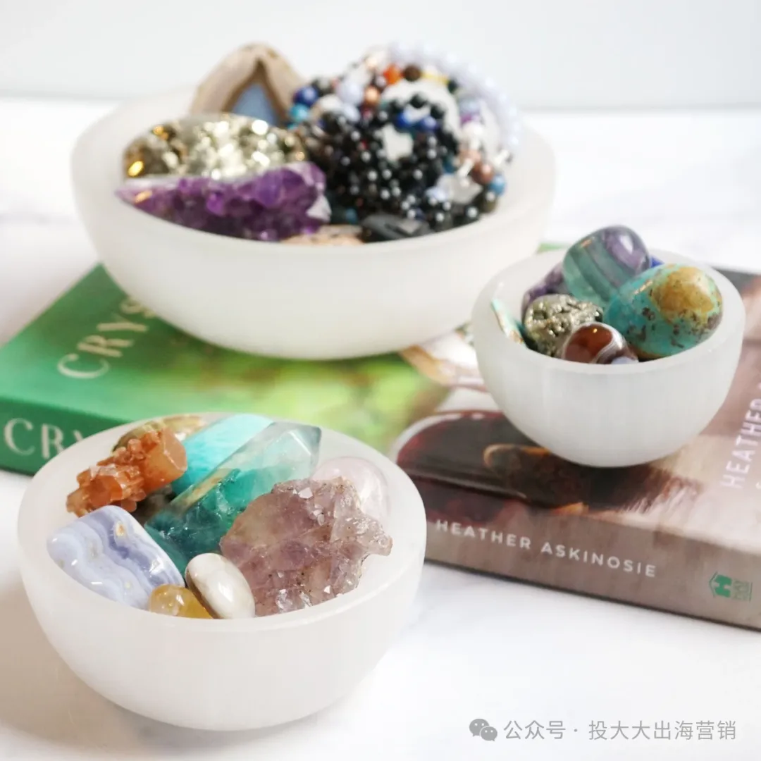 重生之我在TikTok卖水晶，当上百万富婆