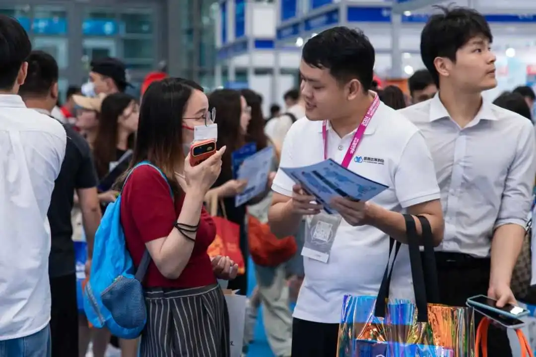 邑通达海外仓闪耀亮相2024第七届跨境电商节暨深圳跨博会!