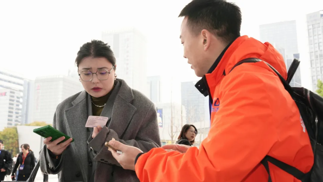 现场直击|宝通达国际物流亮相2024亚马逊全球开店跨境峰会，助力高质量出海!