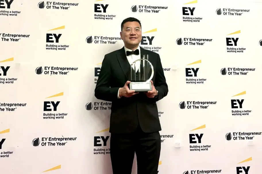 大健云仓创始人、CEO吴雷荣获安永2024年度企业家奖！