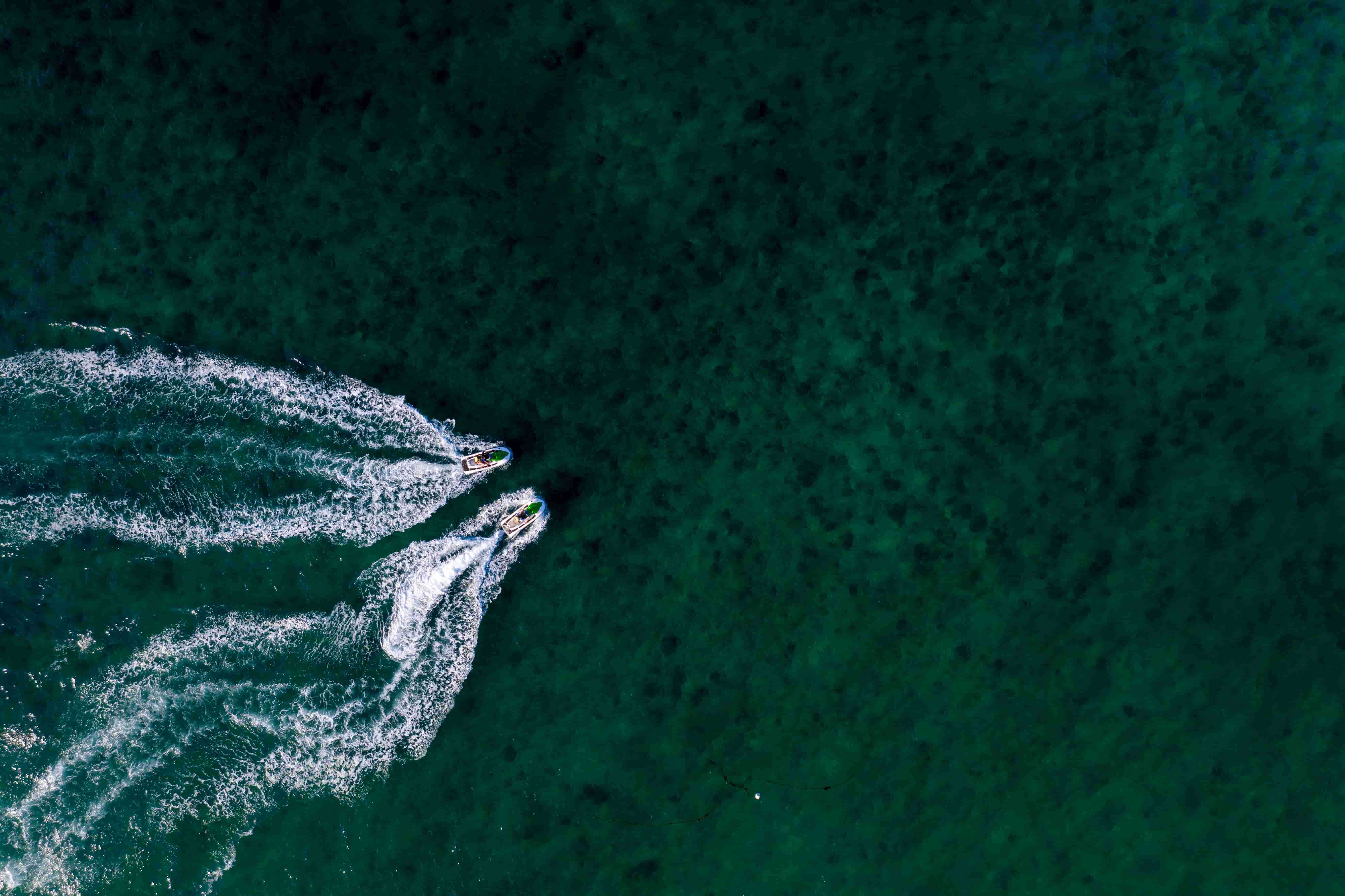 00213是哪个国家的区号？该国电商市场如何？