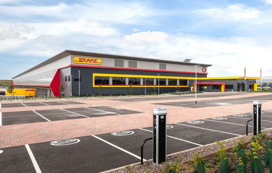 DHL在英国开设其最先进包裹枢纽,支持在线业务增长