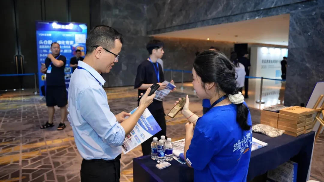 峰会现场|宝通达国际物流亮相2025领星跨境电商海外仓峰会