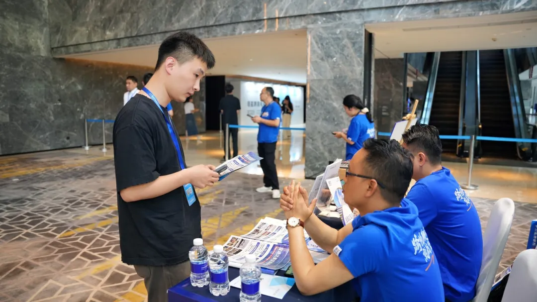 峰会现场|宝通达国际物流亮相2025领星跨境电商海外仓峰会