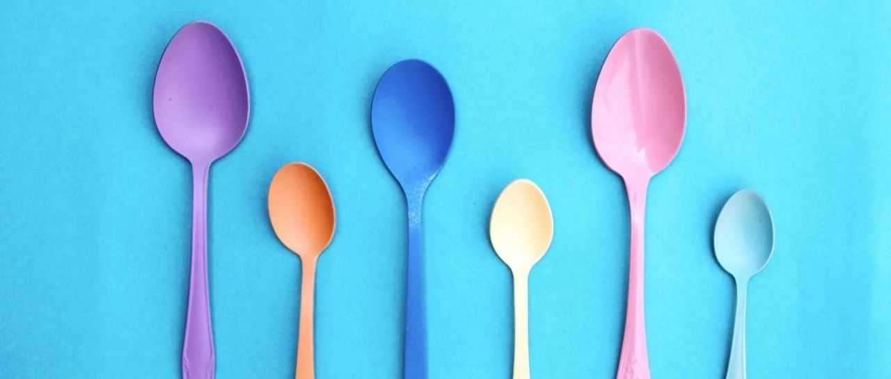 从塑料勺子到小提琴，渗透到美国人生活里的“中国制造”