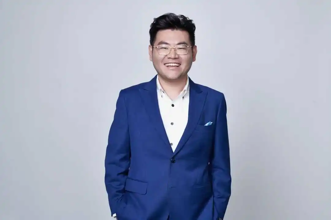 李佳琦出海9个月后，放弃直播