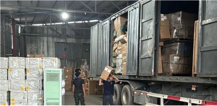 特朗普为何会对越南出手？