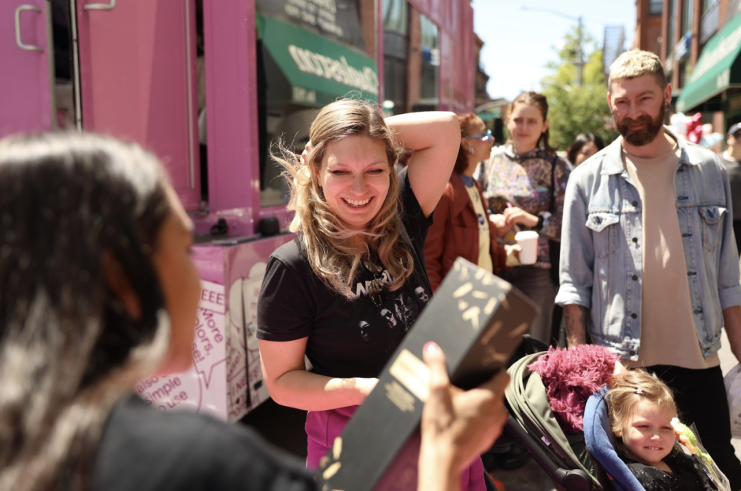 Wavytalk 母亲节营销一战双成,实现多爆品突围 + 品牌本地化破圈