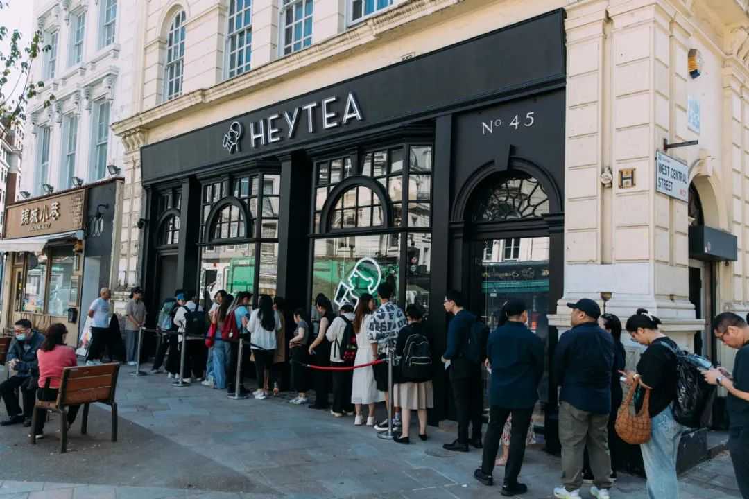 奶茶出海记：从国内“内卷”到全球“圈粉”，中国奶茶正走向世界舞台