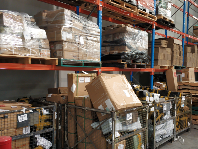 十年专注，让跨境物流变得更简单→