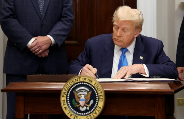 自8月29日起，美国暂停全球800美元小额免税清关待遇！