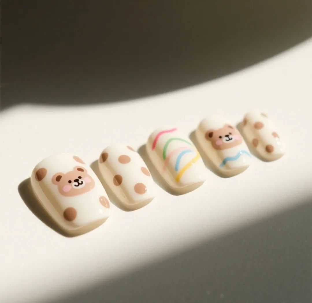 成本低、溢价高！磁吸美甲撕开300亿海外市场缺口，出海稳了？