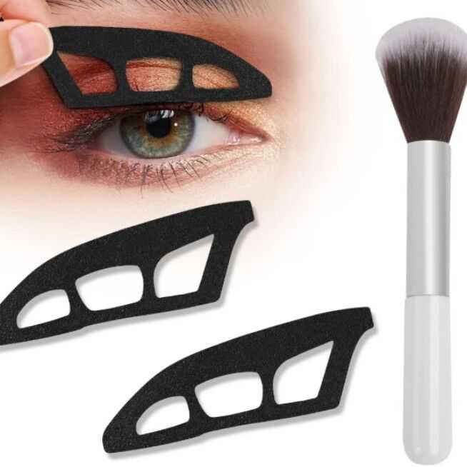 【25-cv-10452】国货又一高光！三孔眼妆辅助工具外观专利维权，是创新还是鸡肋？