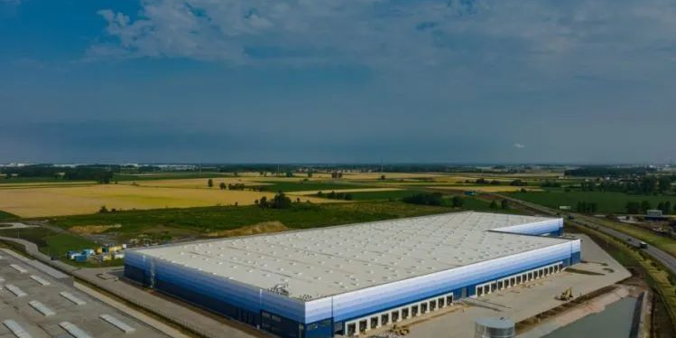 全球贸易变局下，中国企业掀起欧洲仓储"新浪潮"