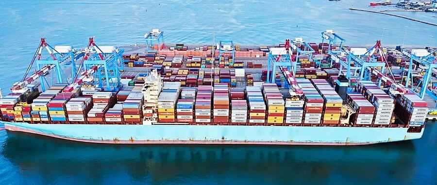 海关总署发布前8个月外贸数据，对美出口降幅扩大引关注