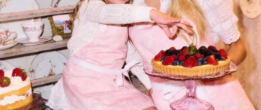 Ins爆款“厨房战袍”销量100W+，溢价高达32倍