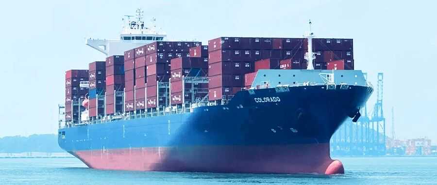 ZIM集装箱船航行中起火致船期延误