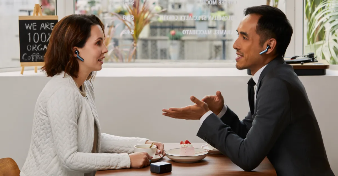 打败Google翻译的，居然是这副来自深圳的耳机