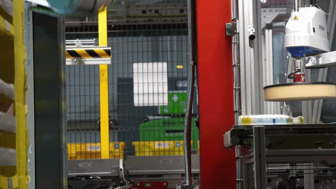 亚马逊物流 “黑”科技大爆发：AI+机器人+无人机，配送能力全面升级