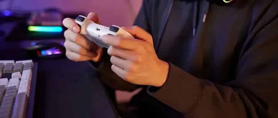 我在TikTok卖游戏手柄，30天入账300万