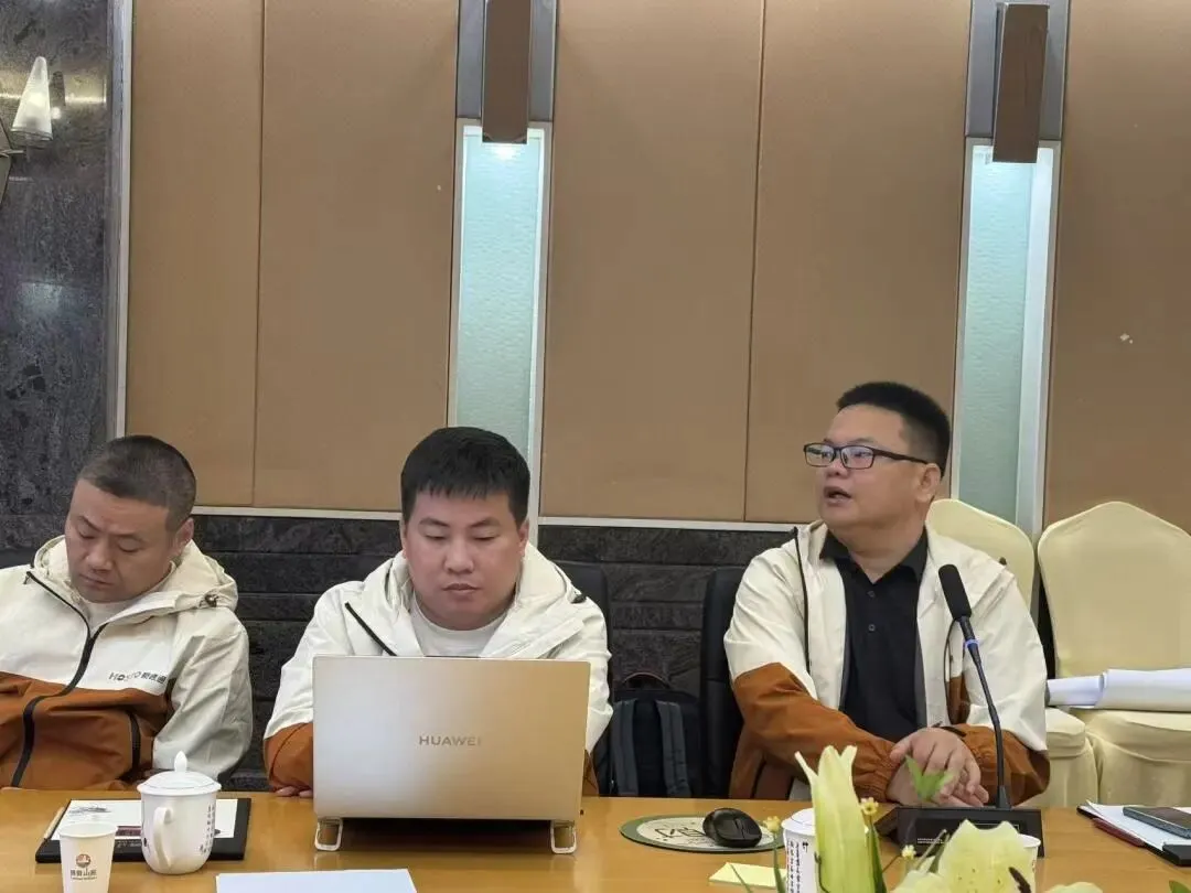 1d7e78f8d5310c32f285de9bf724e93d.jpg 豪速通2026年"智慧增长"战略共创会!