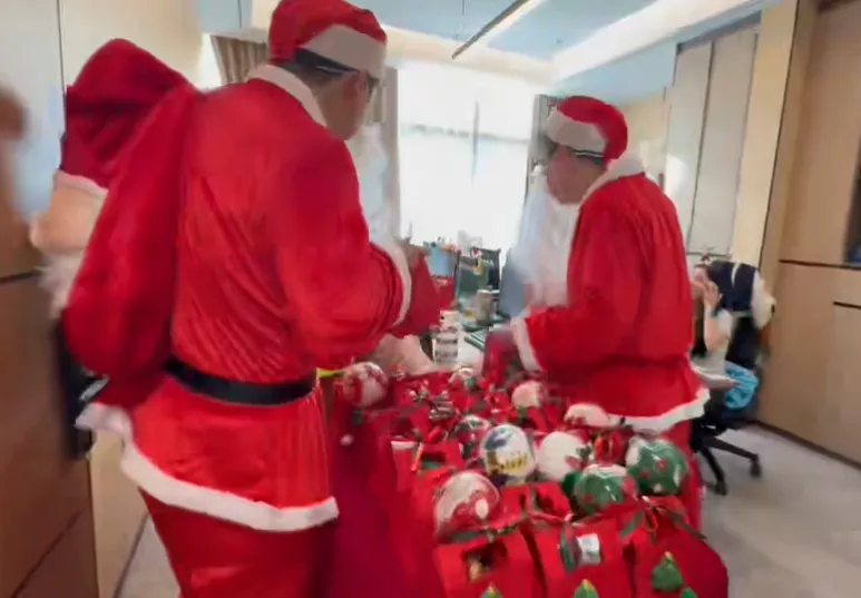 豪速通第四季度生日会遇上了圣诞节！