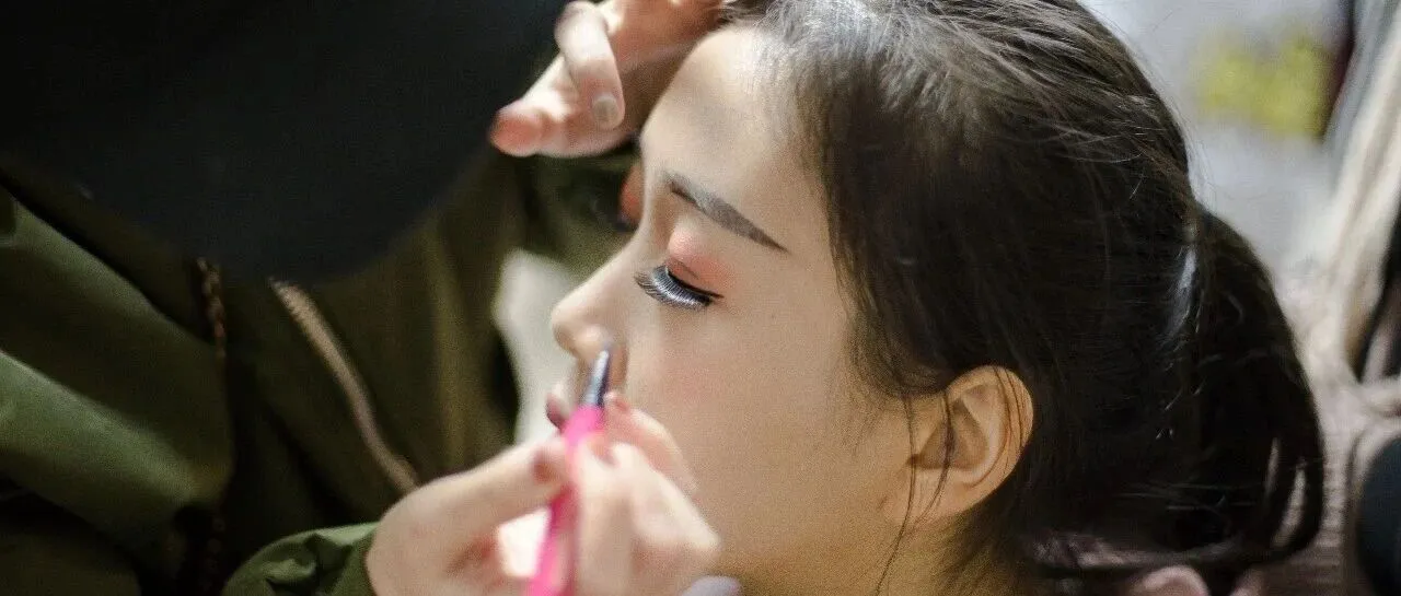 TikTok卖家做“预制美妆”生意,已月入450万+