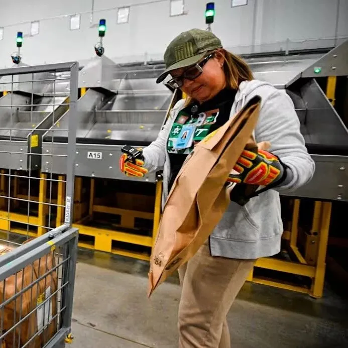 亚马逊“翻脸”？竟要求中国供应商降价30%！