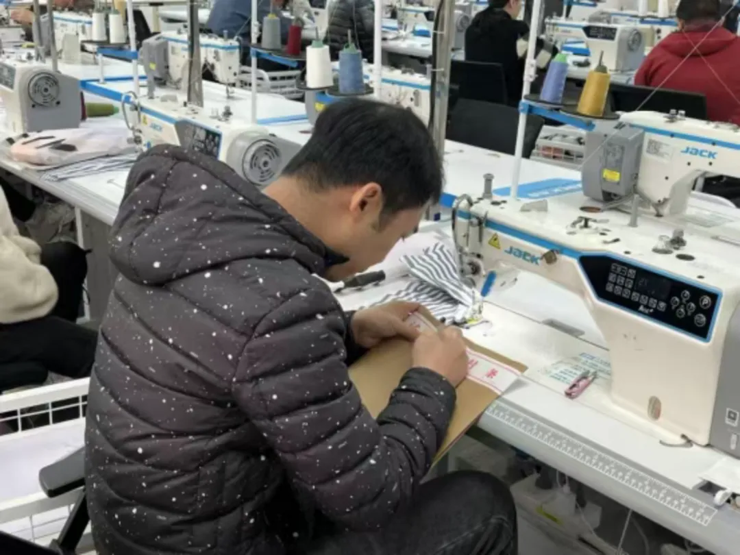 百万就业背后的“链”式反应：SHEIN如何重塑服装制造生态