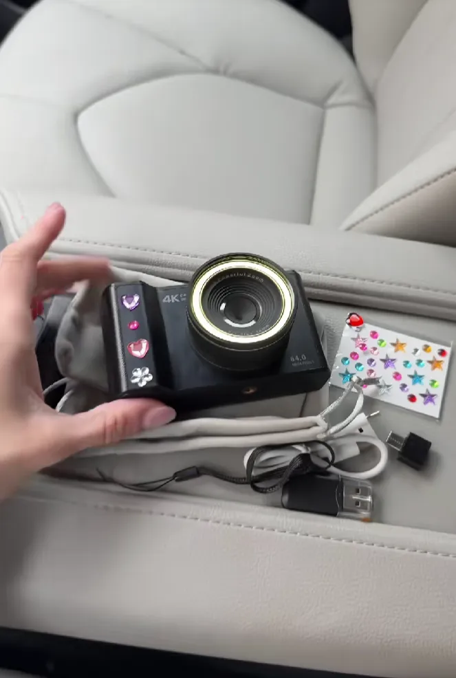 TikTok卖家做“Y2K”生意，单月入账400万+