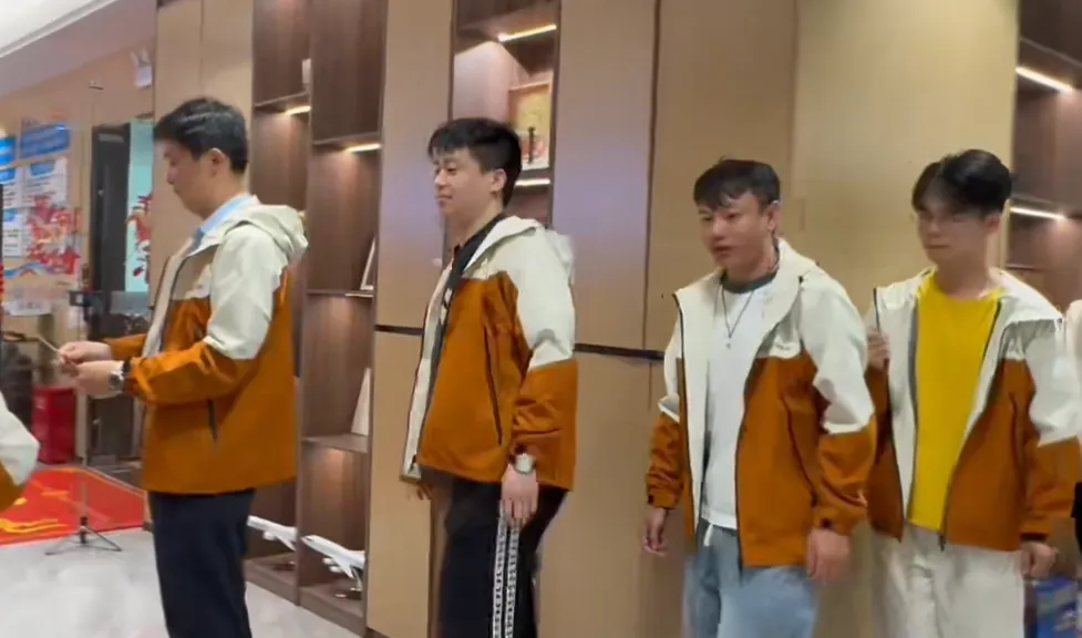 正月初九，万象更新【豪速通物流科技】开工大吉！