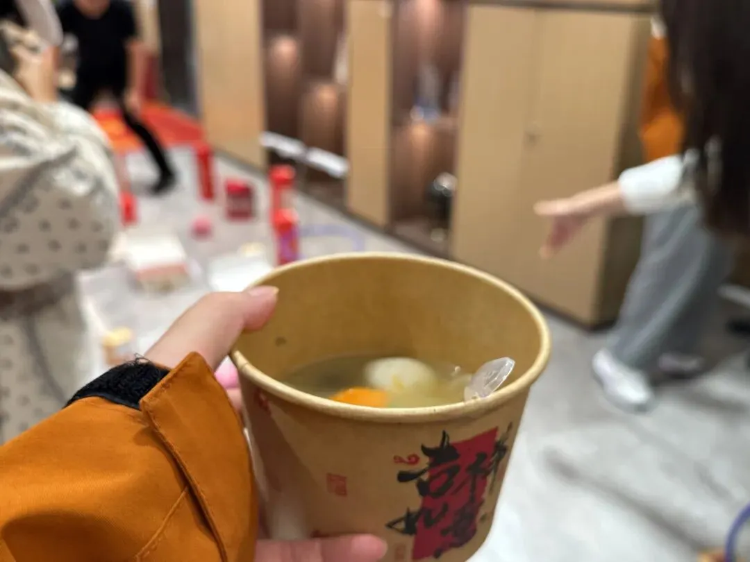 5deea0ccce44e03ff9ca152cbb5850e0.jpg 正月十五,豪速通陪你过团圆元宵!