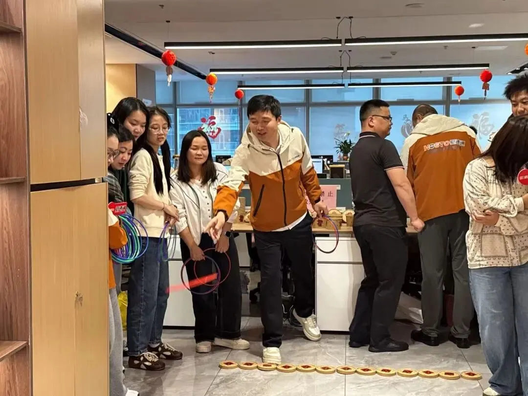 612305af65cf3f26a7ec89bef0666f70.jpg 正月十五,豪速通陪你过团圆元宵!