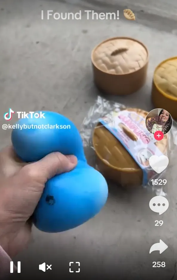 用泡泡玛特的方式卖捏捏，TikTok卖家一周入账近70万