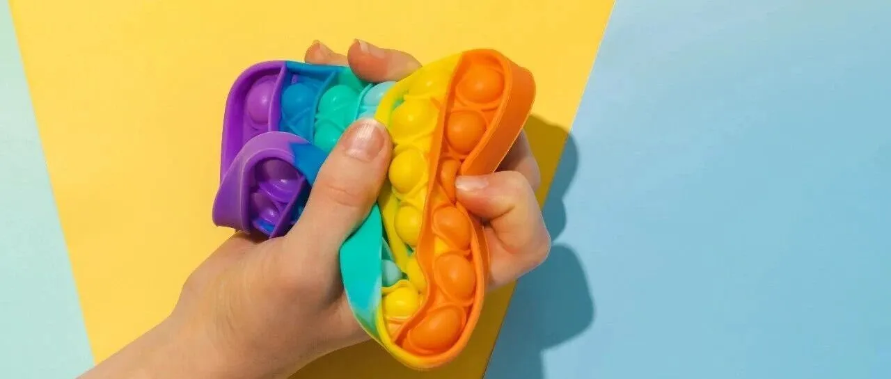 用泡泡玛特的方式卖捏捏,TikTok卖家一周入账近70万