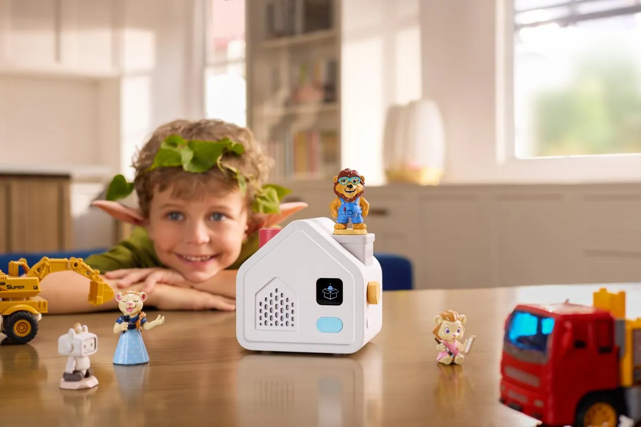 这个AI玩具凭什么三个月出货五万台!3C儿童智能硬件不卷屏幕卷想象力!