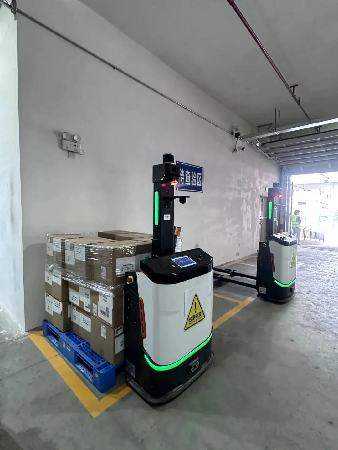 热烈祝贺德速电商物流成为深圳"先查后装"集拼监管仓首批测试企业