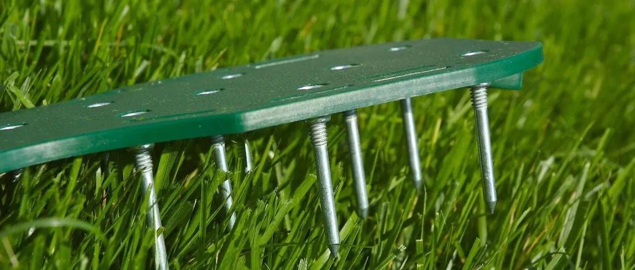 在TikTok做“草坪打孔”生意，跨境卖家已进账320万