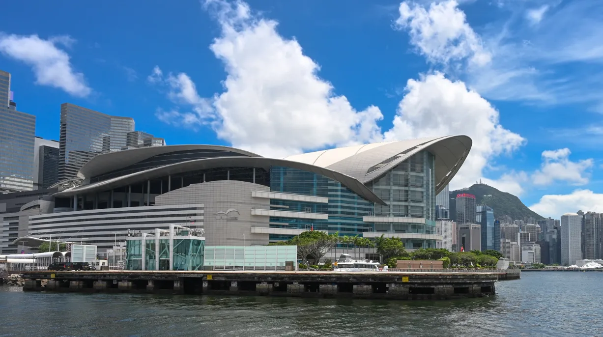 2026 年如何选择香港注册公司代办机构？五大服务商资质与能力对比分析