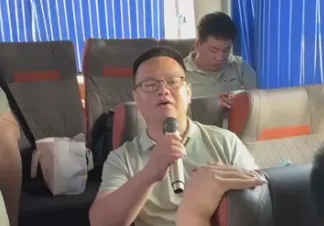 546adbf4a815824880e4b5737c55b50c.png 凝心聚力,并肩前行!