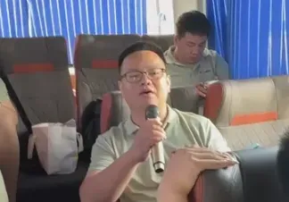 546adbf4a815824880e4b5737c55b50c.png 凝心聚力,并肩前行!