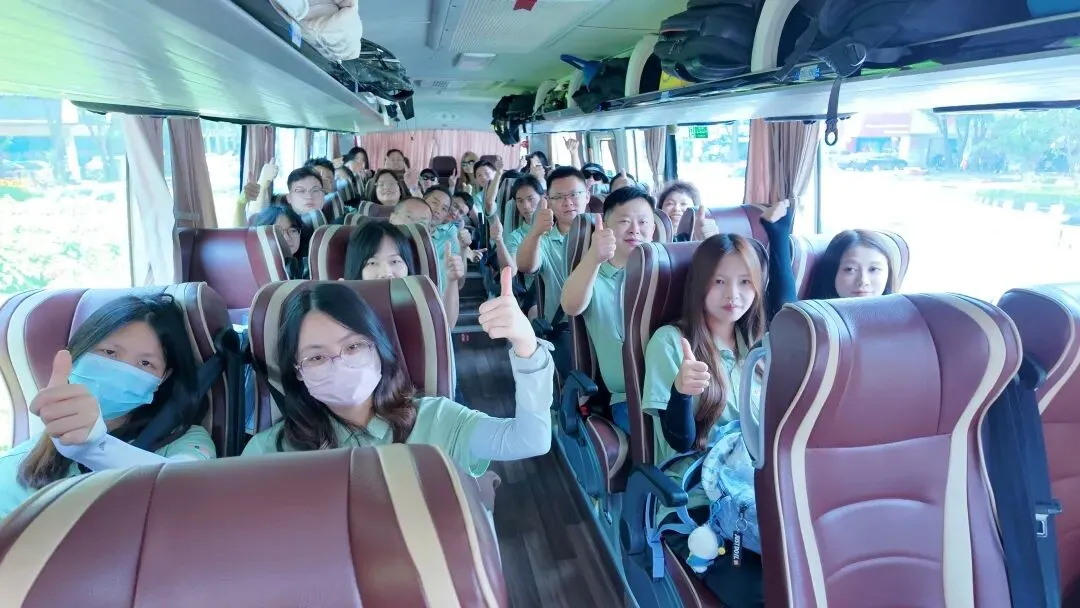 fbd9a313fea073b59827850bfe7ac291.jpg 凝心聚力,并肩前行!